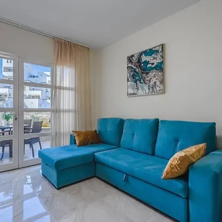 Orlando. Amazing Location. Completely Renovated! Costa Adeje (Tenerife)