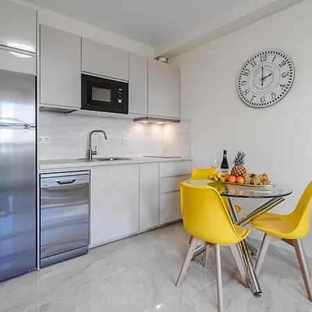 Orlando. Amazing Location. Completely Renovated! Apartmán Costa Adeje (Tenerife)